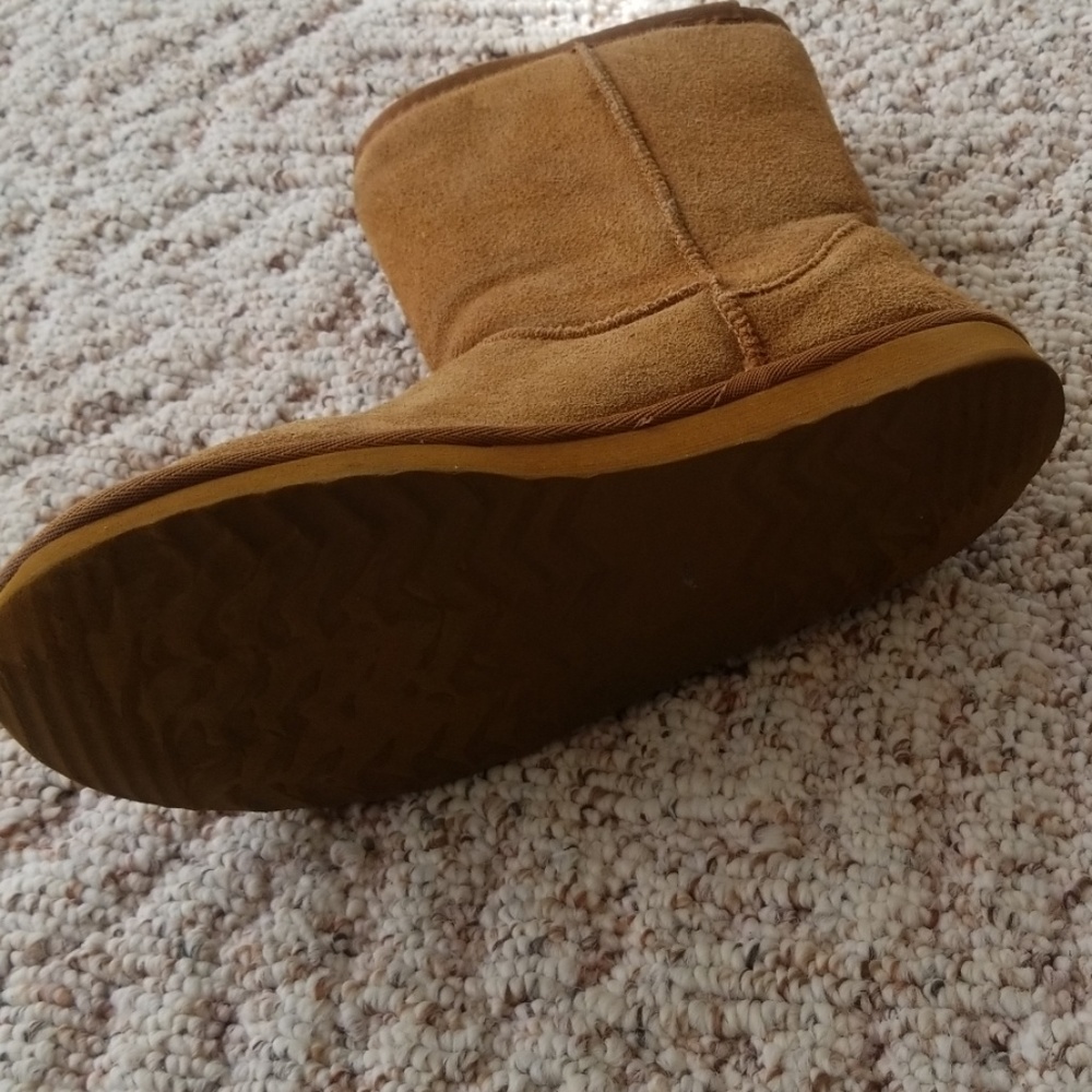 Booties - Picture 8 of 8